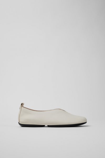 Camper Right Nina - Zapatos de piel blancos para mujer.