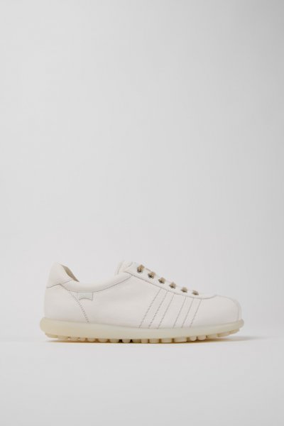 Camper Pelotas - Zapato blanco de piel para hombre.