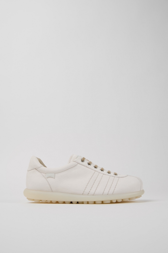 Camper Pelotas - Zapato blanco de piel para hombre.