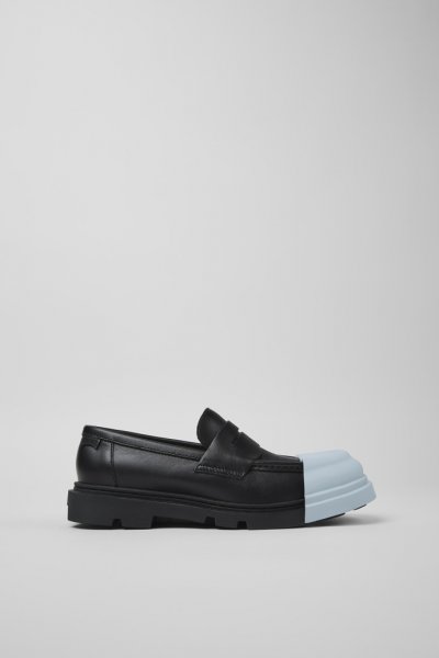 Camper Junction - Mocasín de piel negro para mujer