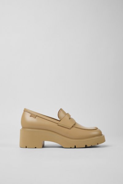 Camper Milah - Mocasín beige de piel para mujer