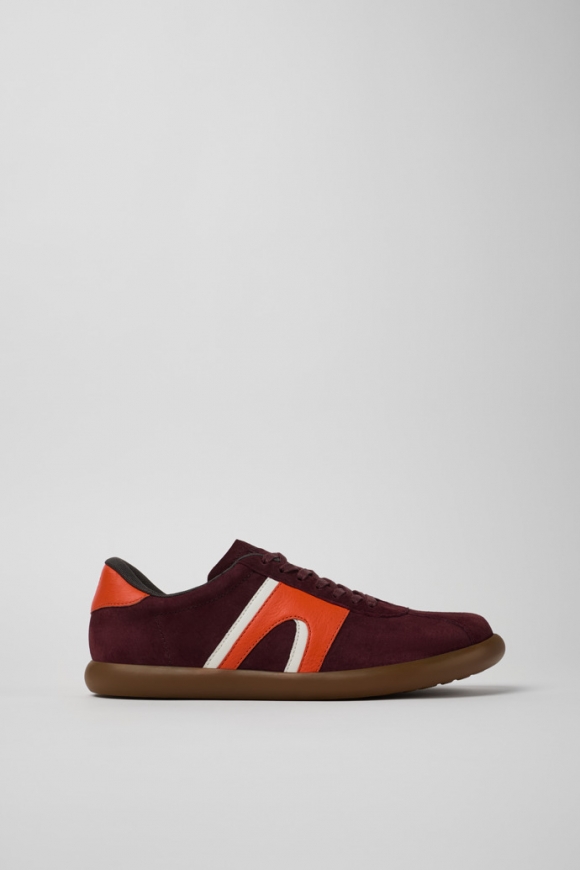 Camper Pelotas Soller - Zapatillas deportivas para hombre en color rojo vino de nobuk/piel.