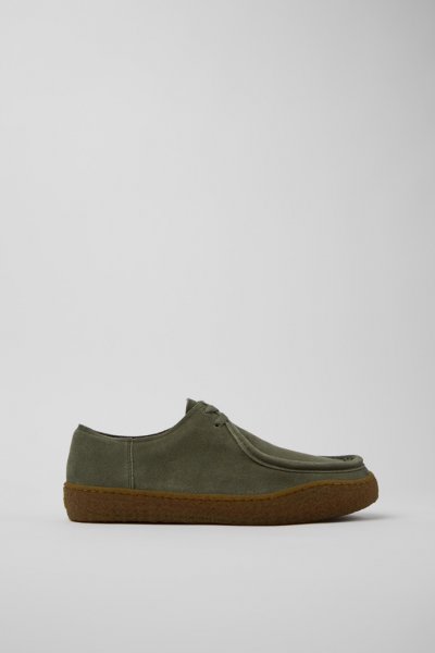 Camper Peu Terreno - Zapato de piel nobuk verde para hombre.