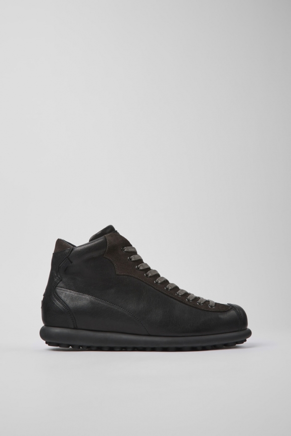 Camper Pelotas - Botines multicolor para hombre de piel de curtición vegetal.