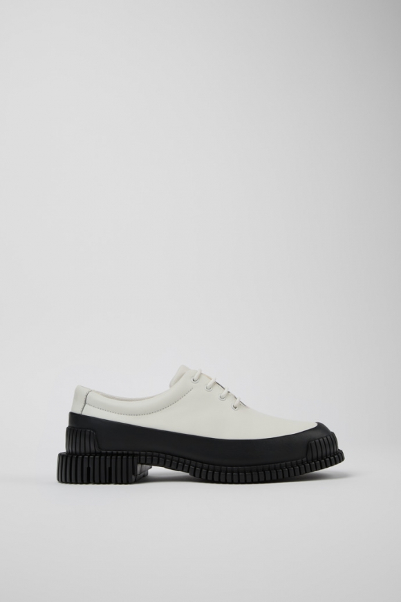 Camper Pix - Zapato de cordones de piel blanca y negra para mujer.