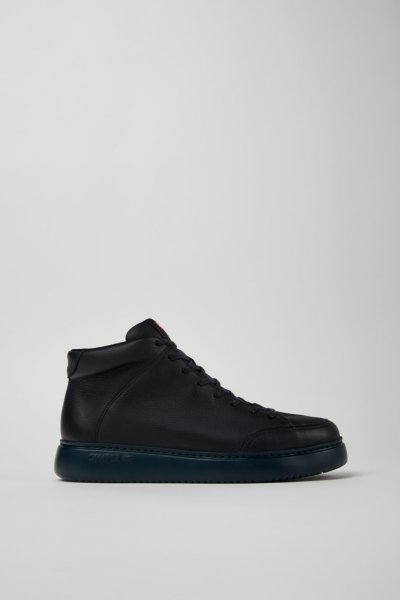 Camper Runner K21 - Zapatilla negra de piel para hombre.