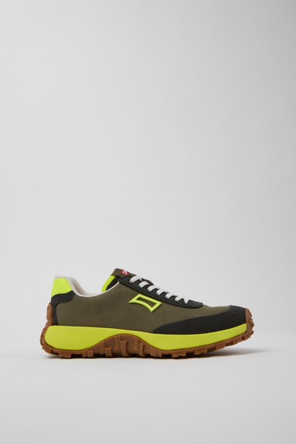 Camper Drift Trail VIBRAM - Zapatillas multicolor para mujer fabricadas con PET reciclado y piel nobuk.