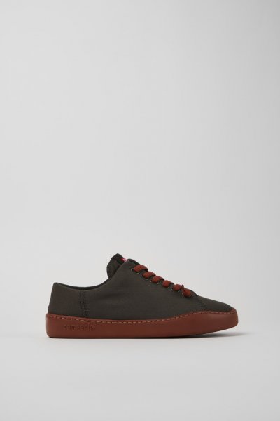 Camper Peu Touring - Zapatillas grises para mujer fabricadas con PET reciclado.