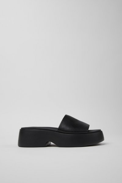 Camper Tasha - Sandalia negra de piel para mujer.