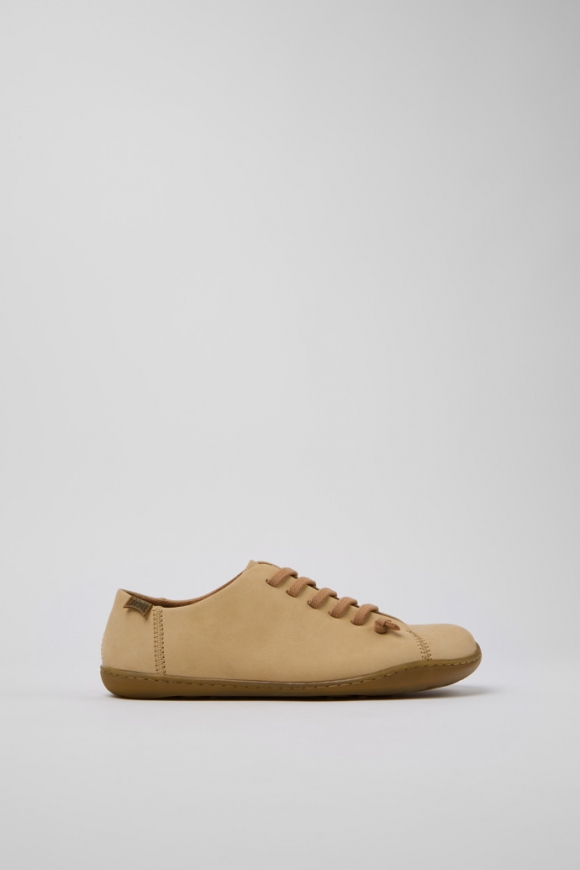Camper Peu - Zapato beige de piel nobuk para mujer.