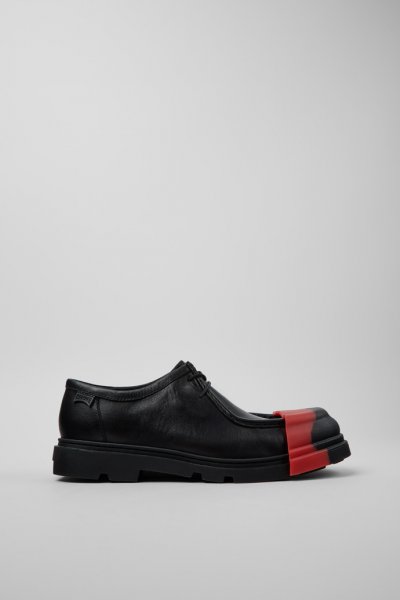 Camper Junction - Zapatos negros de piel para hombre.