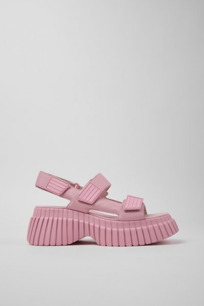 Camper BCN - Sandalias rosas de piel para mujer.