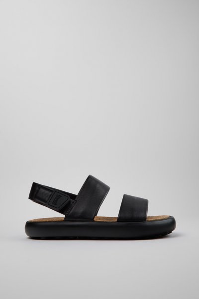 Camper Pelotas Flota - Sandalias negras de piel para hombre.