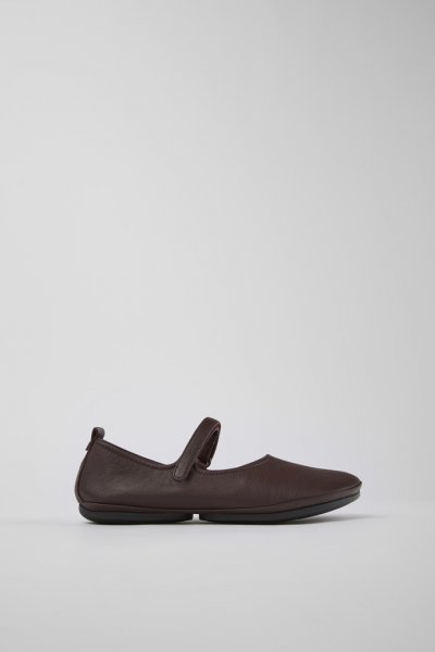 Camper Right - Zapatos Mary Jane de piel color vino para mujer