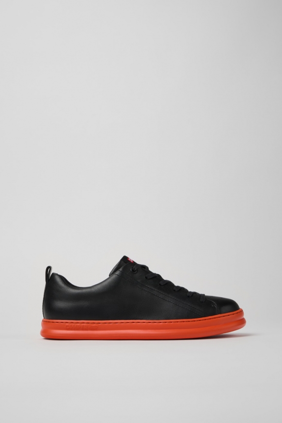 Camper Runner - Zapatilla de piel negra para hombre