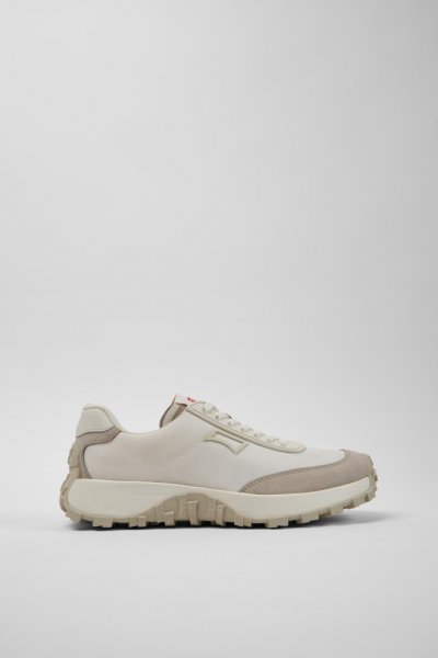 Camper Drift Trail - Zapatillas blancas y grises de PET reciclado y piel para mujer.