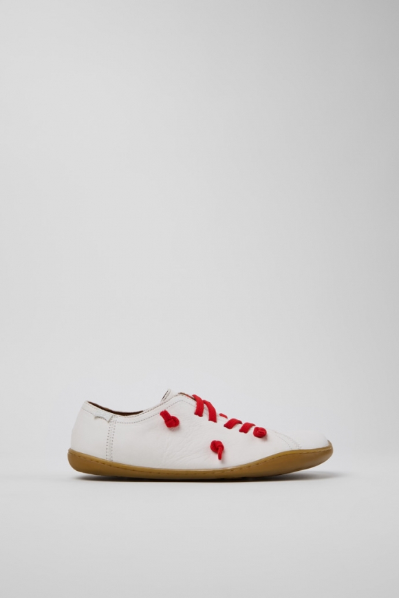 Camper Twins - Zapatos blancos de piel para mujer.