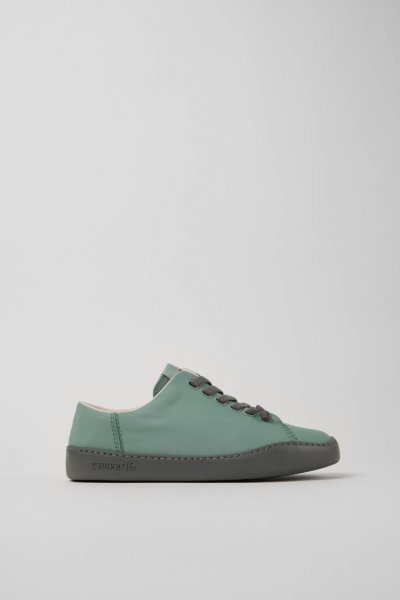 Camper Peu Touring - Zapatillas verdes para mujer de PET reciclado.
