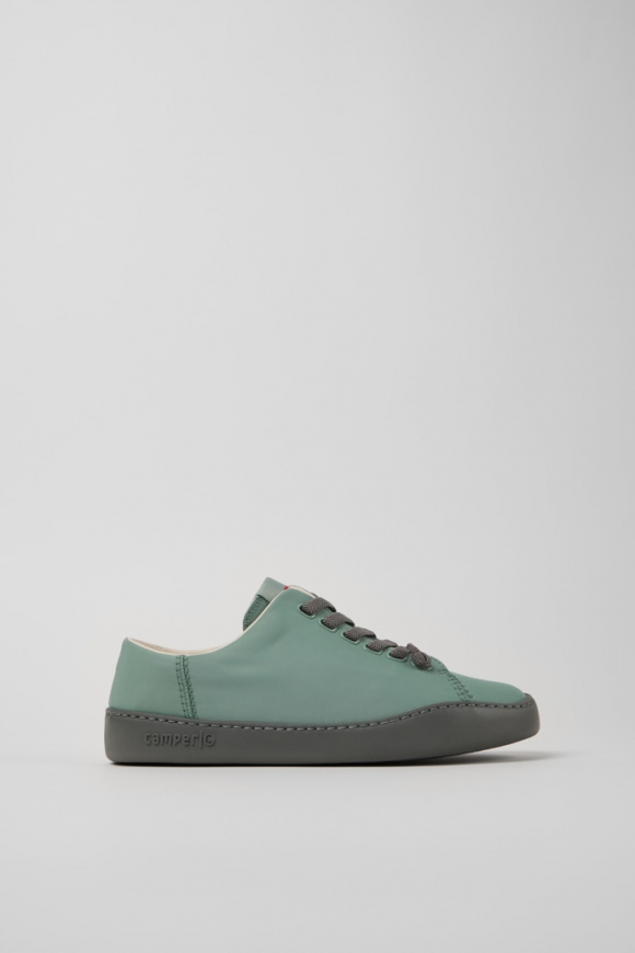 Camper Peu Touring - Zapatillas verdes para mujer de PET reciclado.