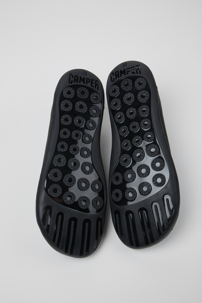 Camper Peu - Zapatos negros de piel para mujer.