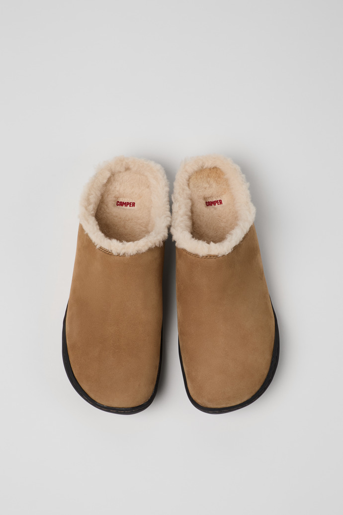 Camper Peu - Zuecos de nobuk marrón para mujer.