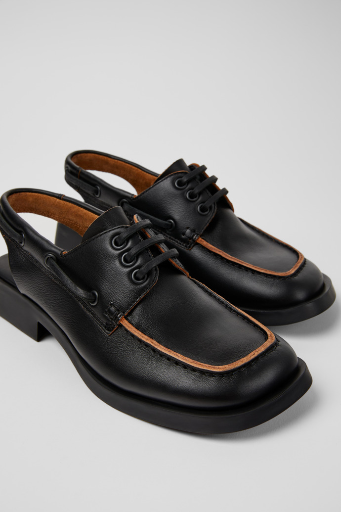 Camper Dana - Mocasines/náuticos negros de piel para mujer.