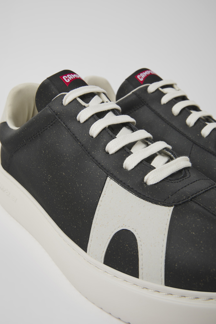 Camper Runner K21 MIRUM - Zapatillas blancas y negras para hombre