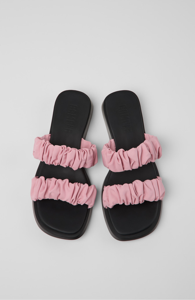 Camper Dana - Sandalias rosas de PET reciclado para mujer.