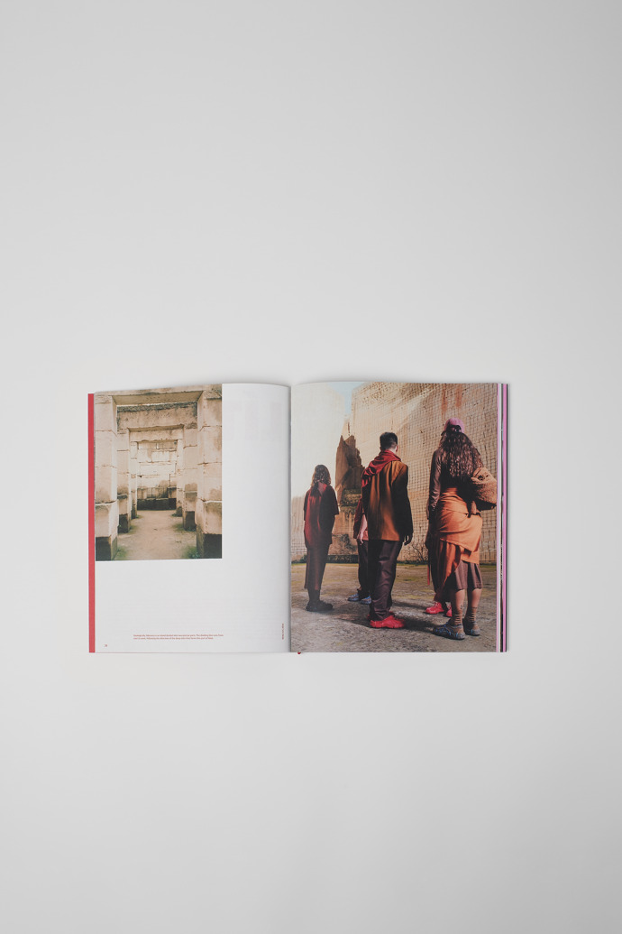 Camper The Walking Society Número 16 - Revista 