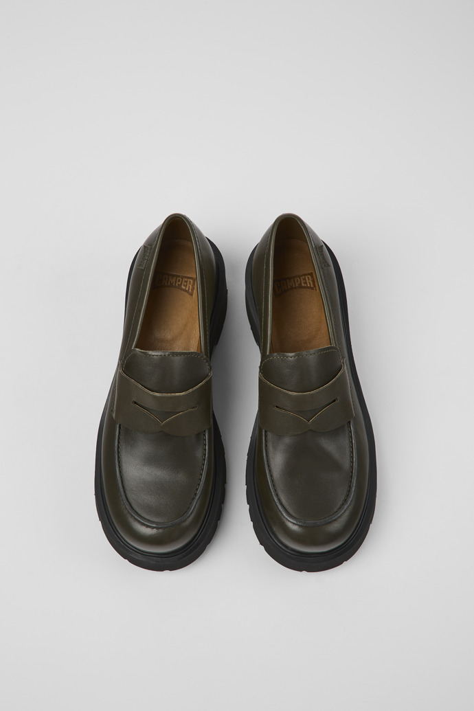 Camper Milah - Mocasín verde de piel para mujer