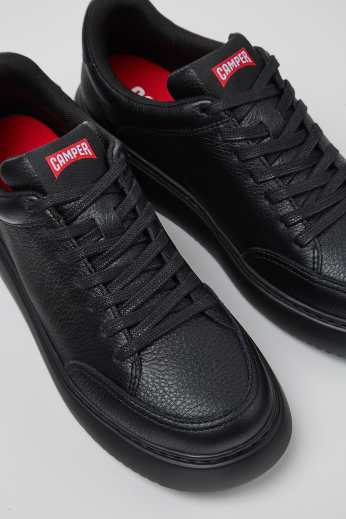 Camper Runner K21 - Zapatos de piel negros para mujer.