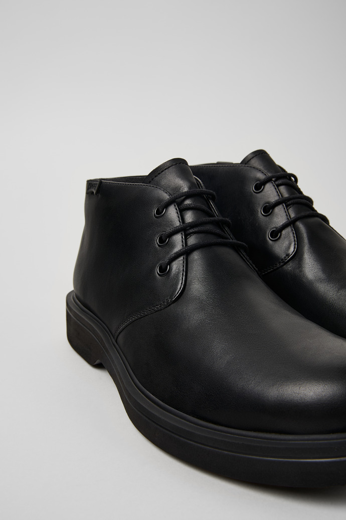 Camper Norman - Botines de piel negros para hombre.