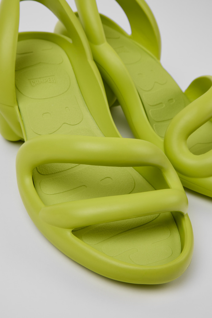 Camper Kobarah - Sandalias amarillas para hombre con empeine de EVA.