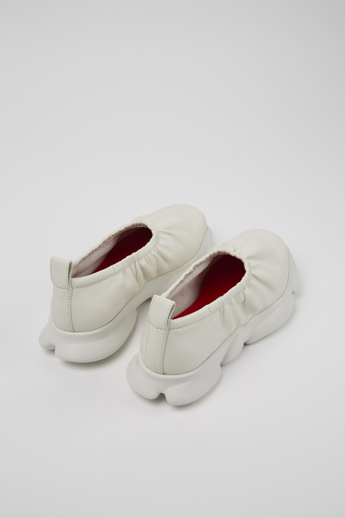Camper Karst - Zapatos blancos de piel para mujer.