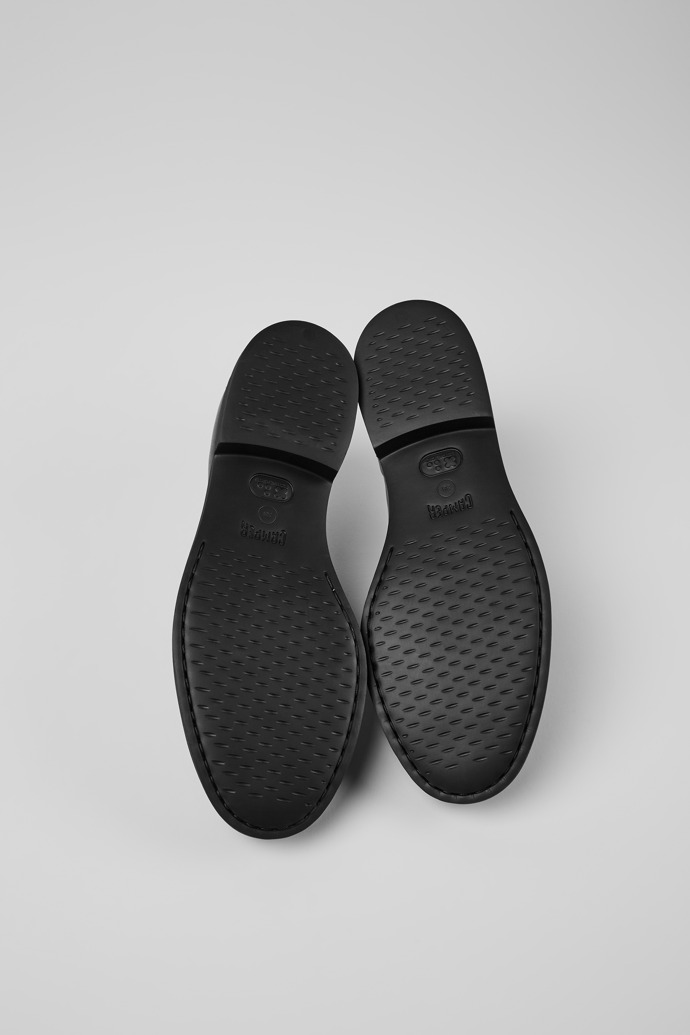 Camper Iman - Zapatos de piel negros para mujer.