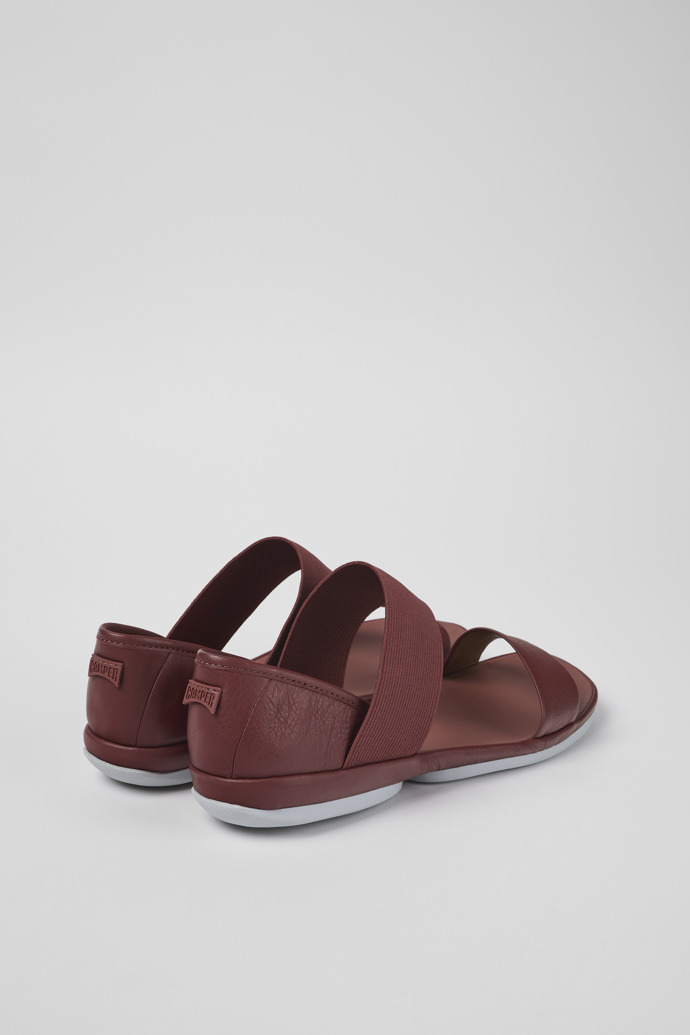 Camper Right - Sandalias rojas de piel para mujer.