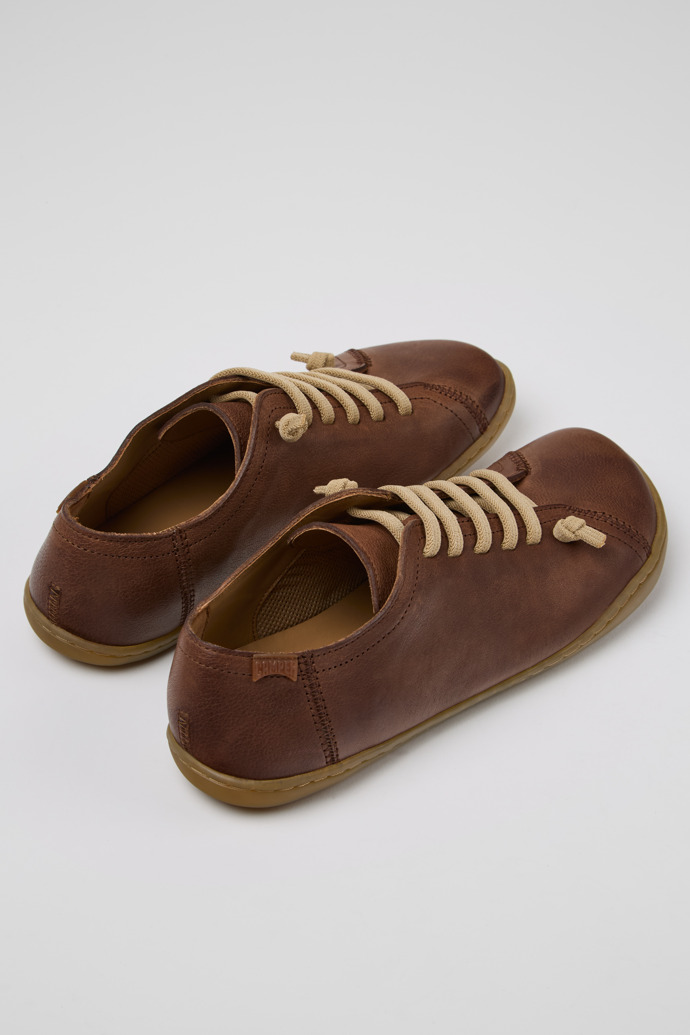 Camper Peu - Zapatos marrones de piel para mujer.