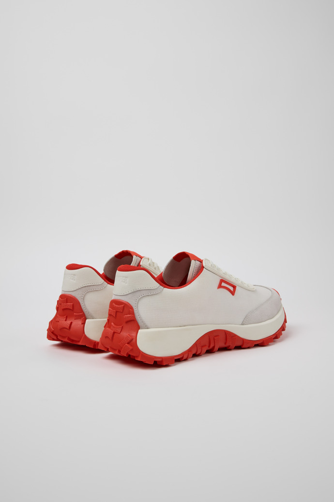 Camper Drift Trail VIBRAM - Zapatillas blancas para hombre fabricadas con PET reciclado y nobuk.