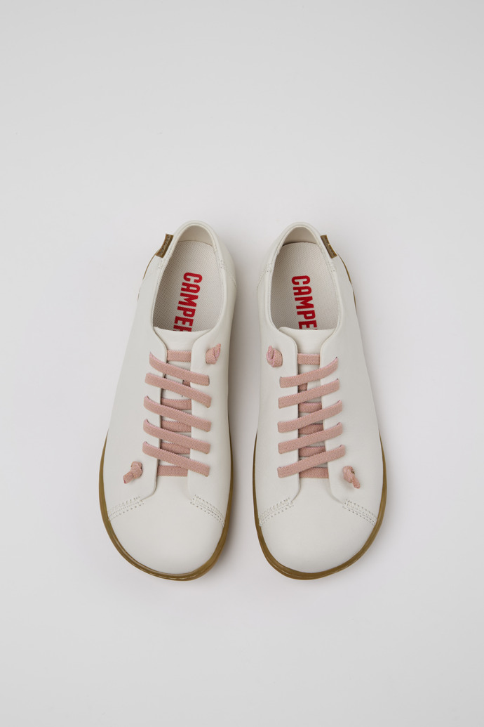 Camper Peu - Zapatos blancos de piel para mujer.