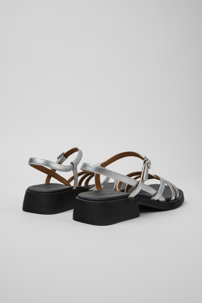 Camper Twins - Sandalias plateadas de piel para mujer.
