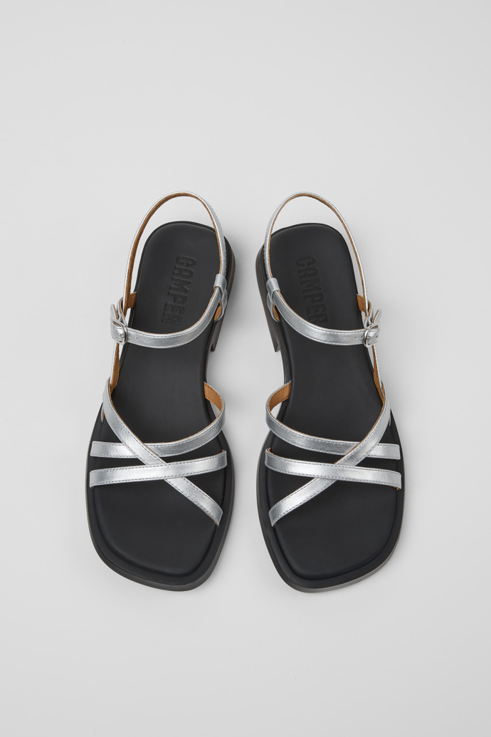 Camper Twins - Sandalias plateadas de piel para mujer.