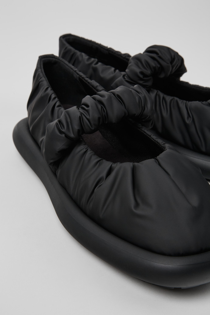 Camper Onda - Mary Jane de tela negra para mujer.