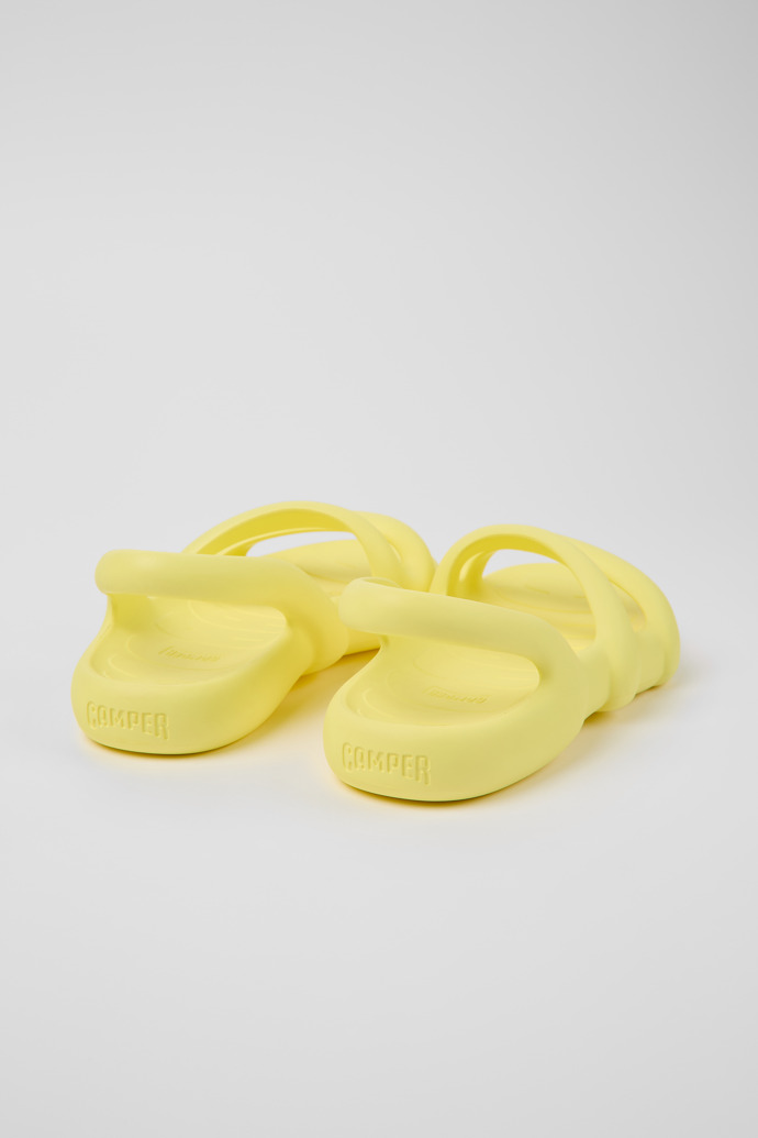 Camper Kobarah Flat - Sandalias unisex amarillas