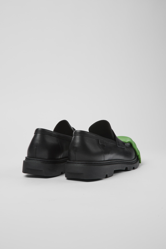 Camper Junction - Mocasines negros de piel para hombre.