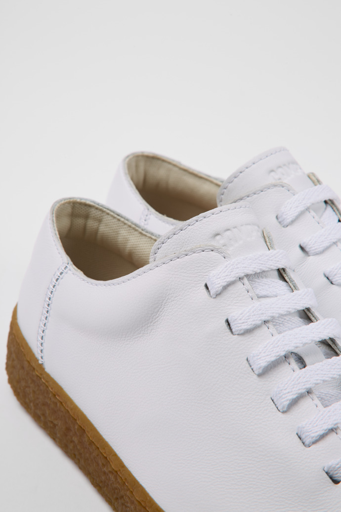 Camper Peu Terreno - Zapato de piel blanco para hombre