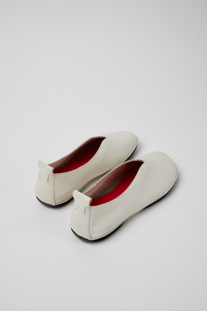 Camper Right Nina - Zapatos de piel blancos para mujer.