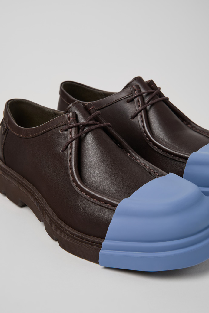 Camper Junction - Zapatos de piel marrón para mujer.