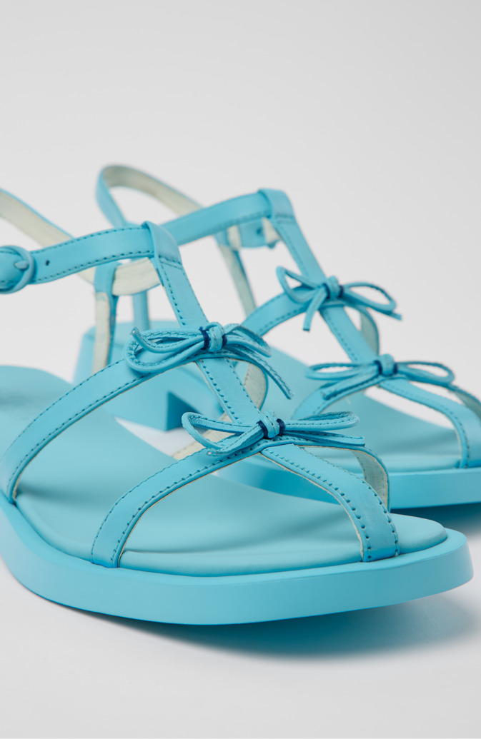 Camper Dana - Sandalias azules de piel para mujer.