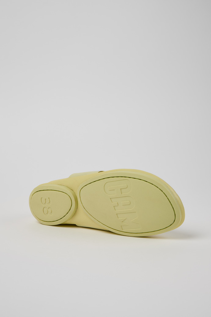 Camper Right - Bailarinas amarillas de piel para mujer.