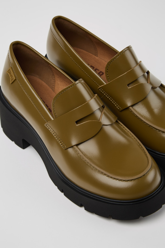 Camper Milah - Mocasines/Bailarinas de piel verde para mujer